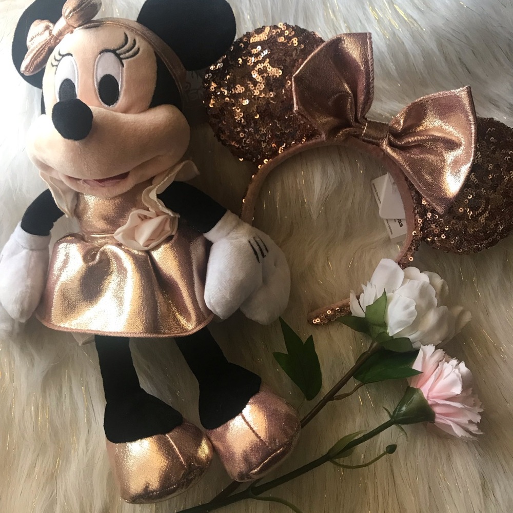 💗Rose Gold Minnie Mouse Plush and Ears Bundle💗